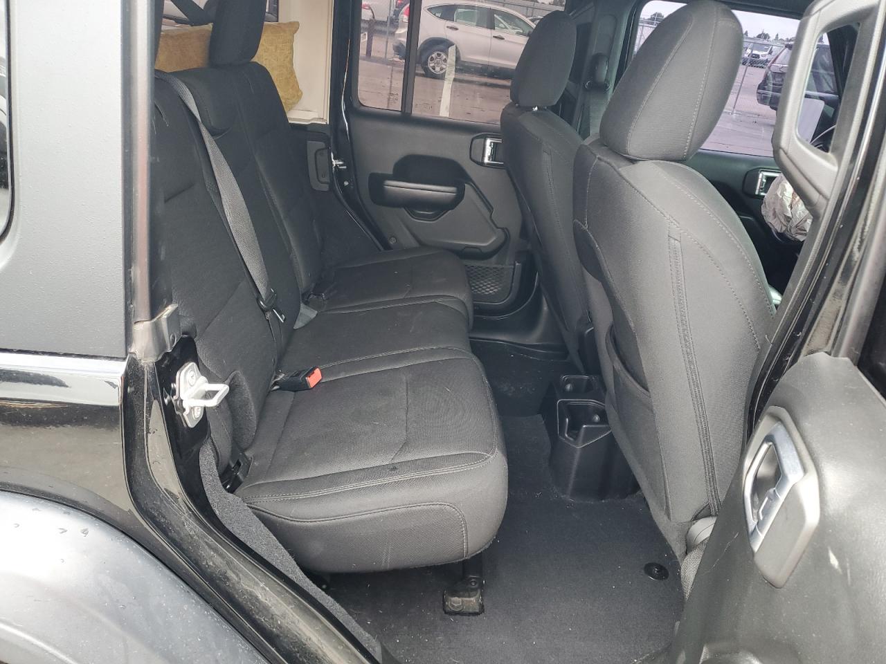 2018 Jeep Wrangler Unlimited Sport VIN: 1C4HJXDN7JW203500 Lot: 84747325