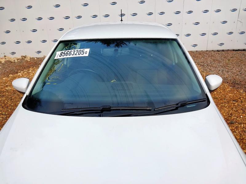 2015 VOLKSWAGEN POLO SE TSI 