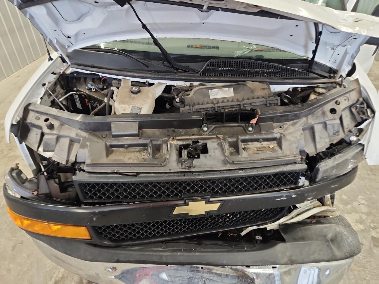 2022 Chevrolet Express Utility / Service Van VIN: 1GCWGAFP7N1186265 Lot: 90214385