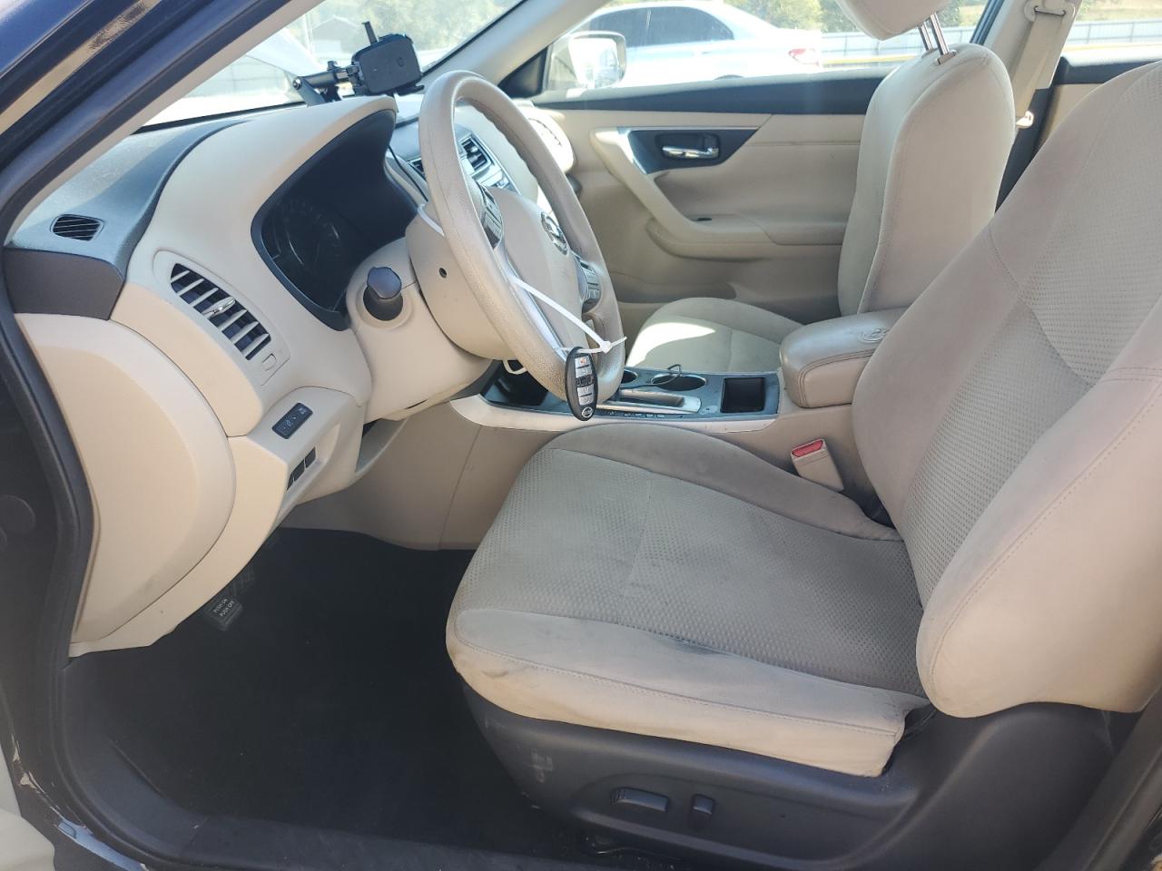 2015 Nissan Altima 2.5 VIN: 1N4AL3AP1FC465294 Lot: 82424985