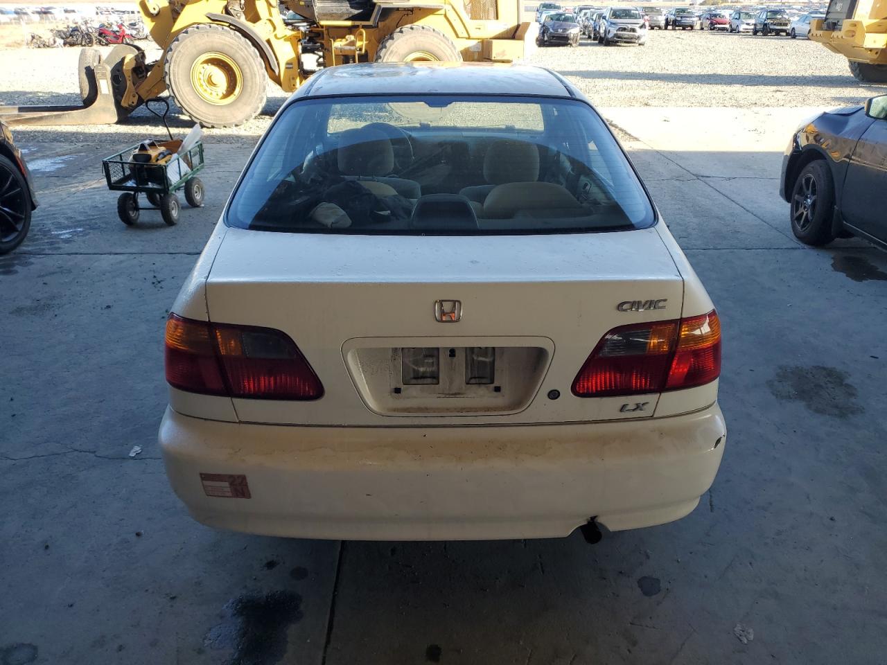 1999 Honda Civic Lx VIN: 2HGEJ6679XH560164 Lot: 84295415