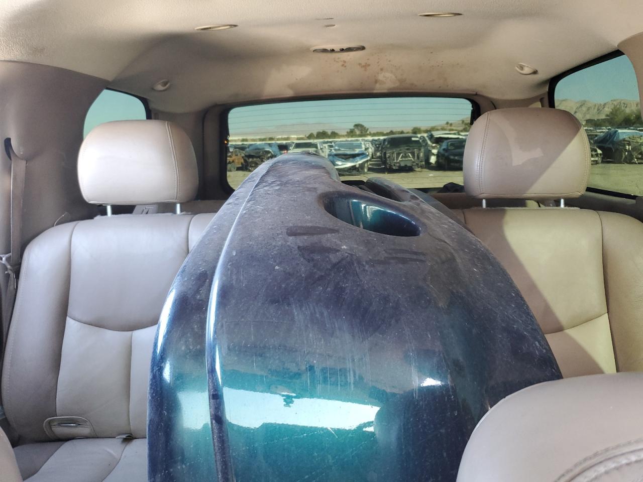 2005 GMC Yukon Denali VIN: 1GKEK63U05J121635 Lot: 84059975