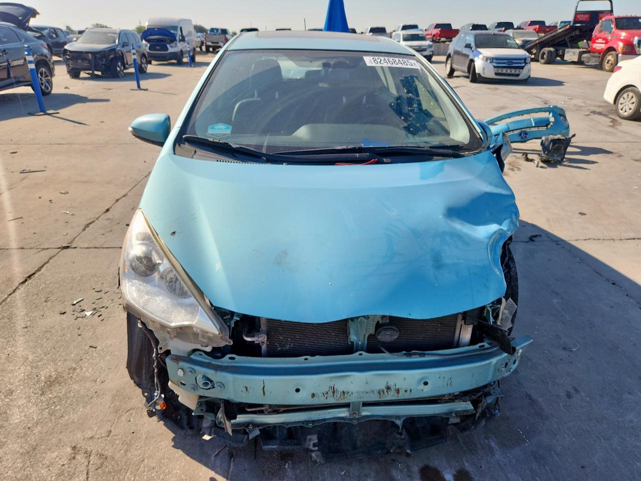 2012 Toyota Prius C VIN: JTDKDTB30C1012041 Lot: 82468485