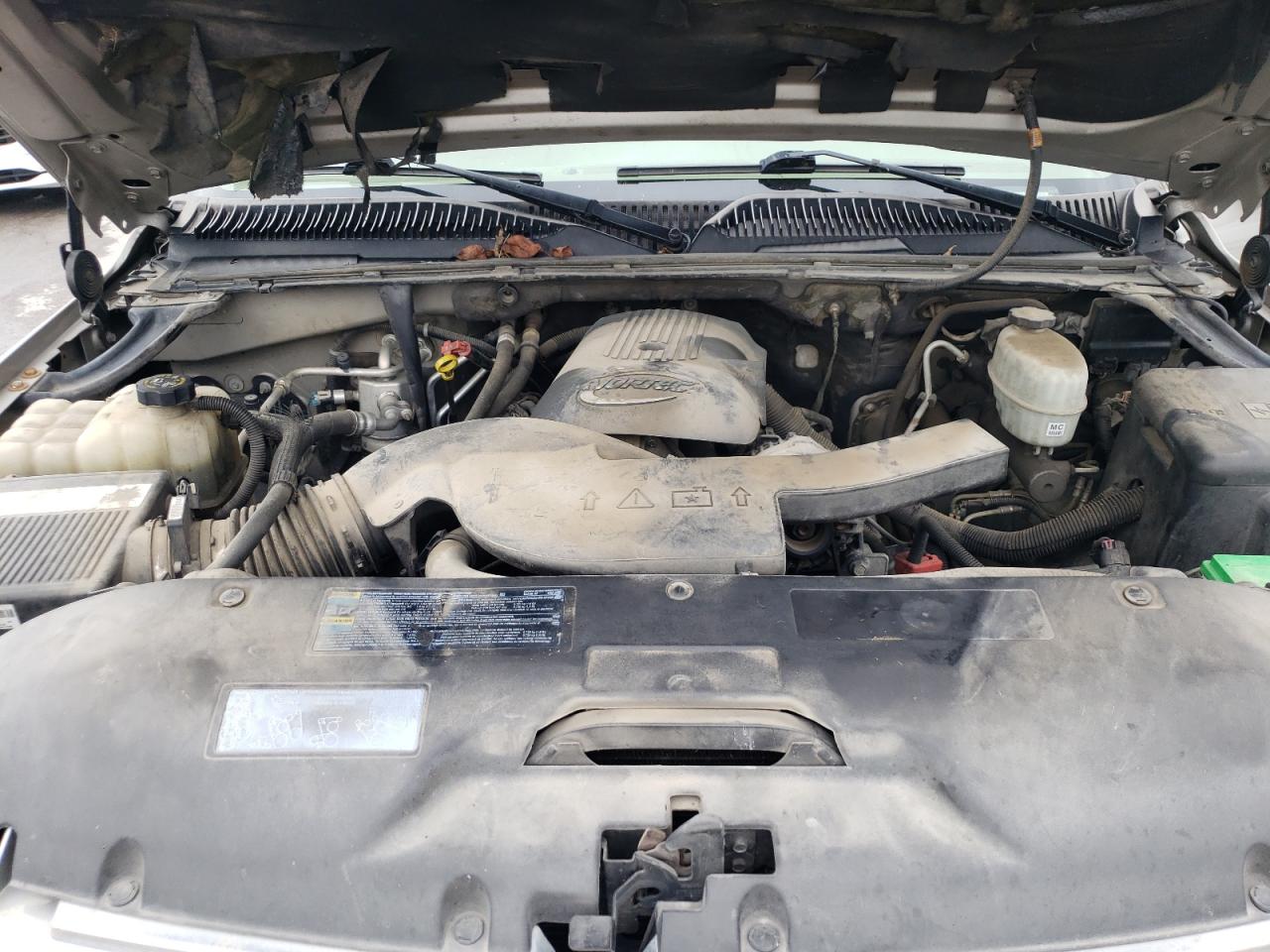 2005 Chevrolet Tahoe C1500 VIN: 1GNEC13TX5R125185 Lot: 81866125