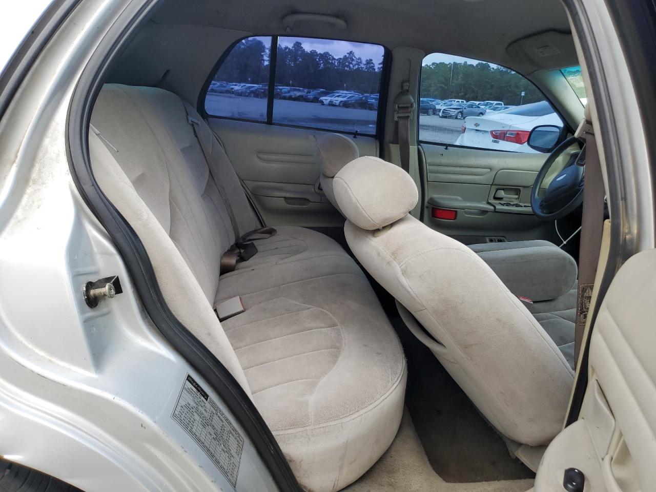 2002 Ford Crown Victoria VIN: 2FAFP73W92X106441 Lot: 85307875