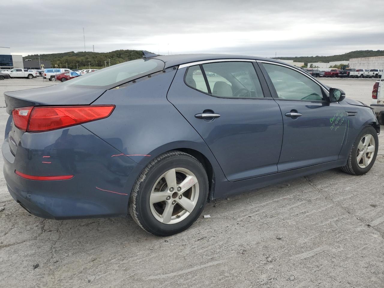 2015 Kia Optima Lx VIN: KNAGM4A79F5552885 Lot: 90656865