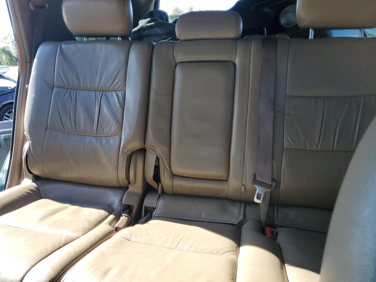 2002 Toyota Sequoia Limited VIN: 5TDBT48A02S098449 Lot: 85860915