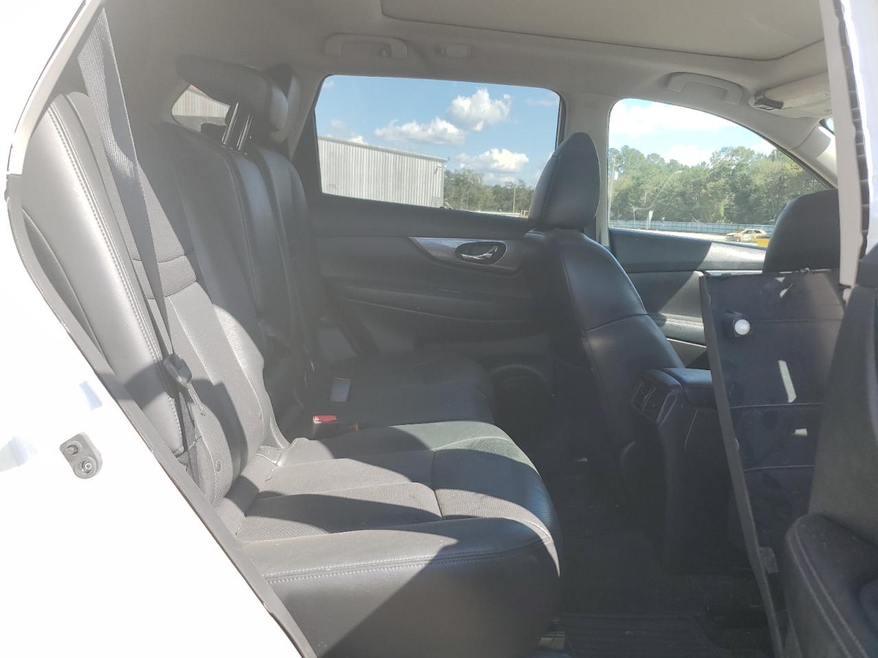 2015 Nissan Rogue S VIN: 5N1AT2MT8FC792591 Lot: 81940925