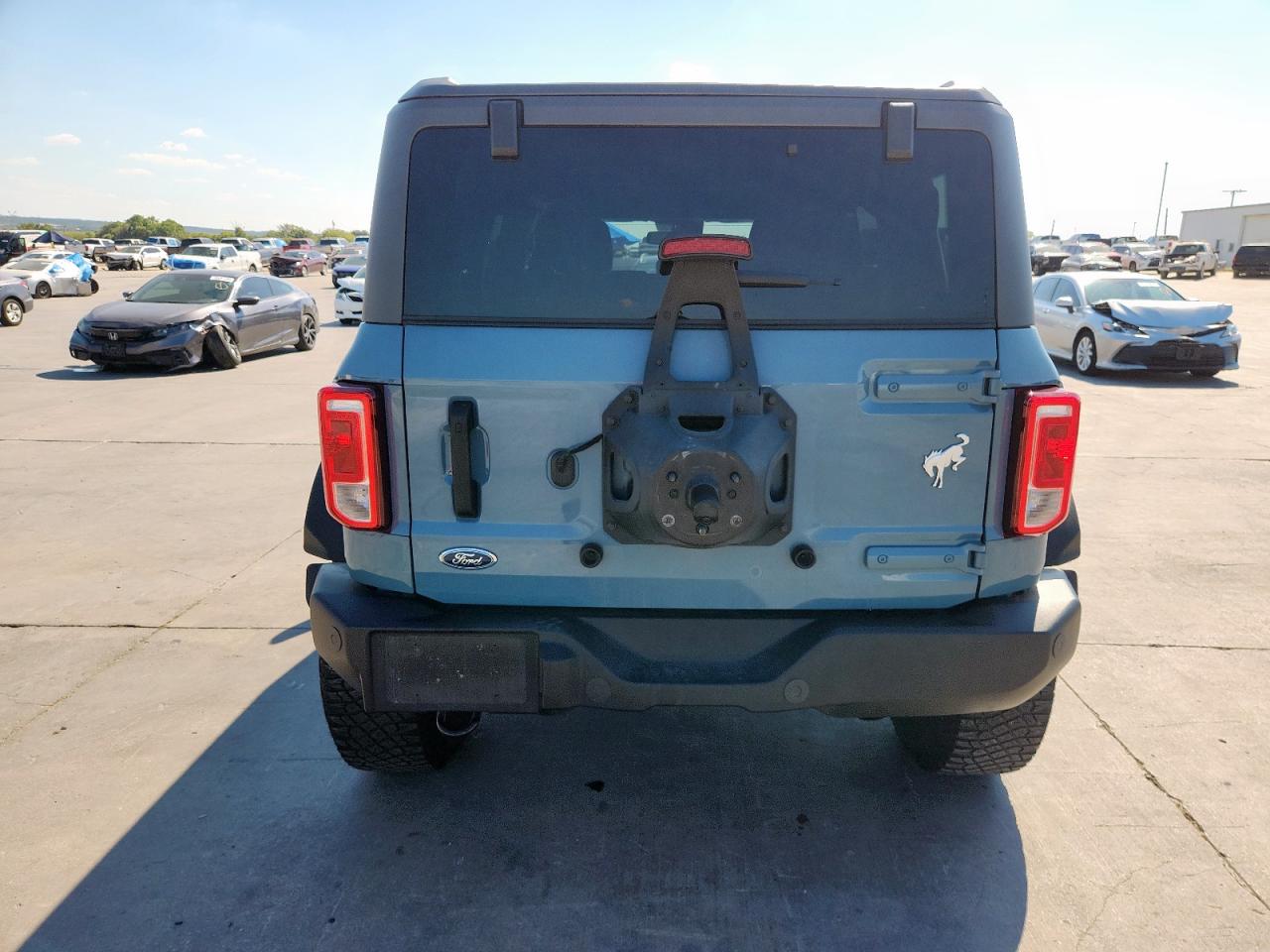 2023 Ford Bronco Base VIN: 1FMEE5DP8PLB48820 Lot: 86165455