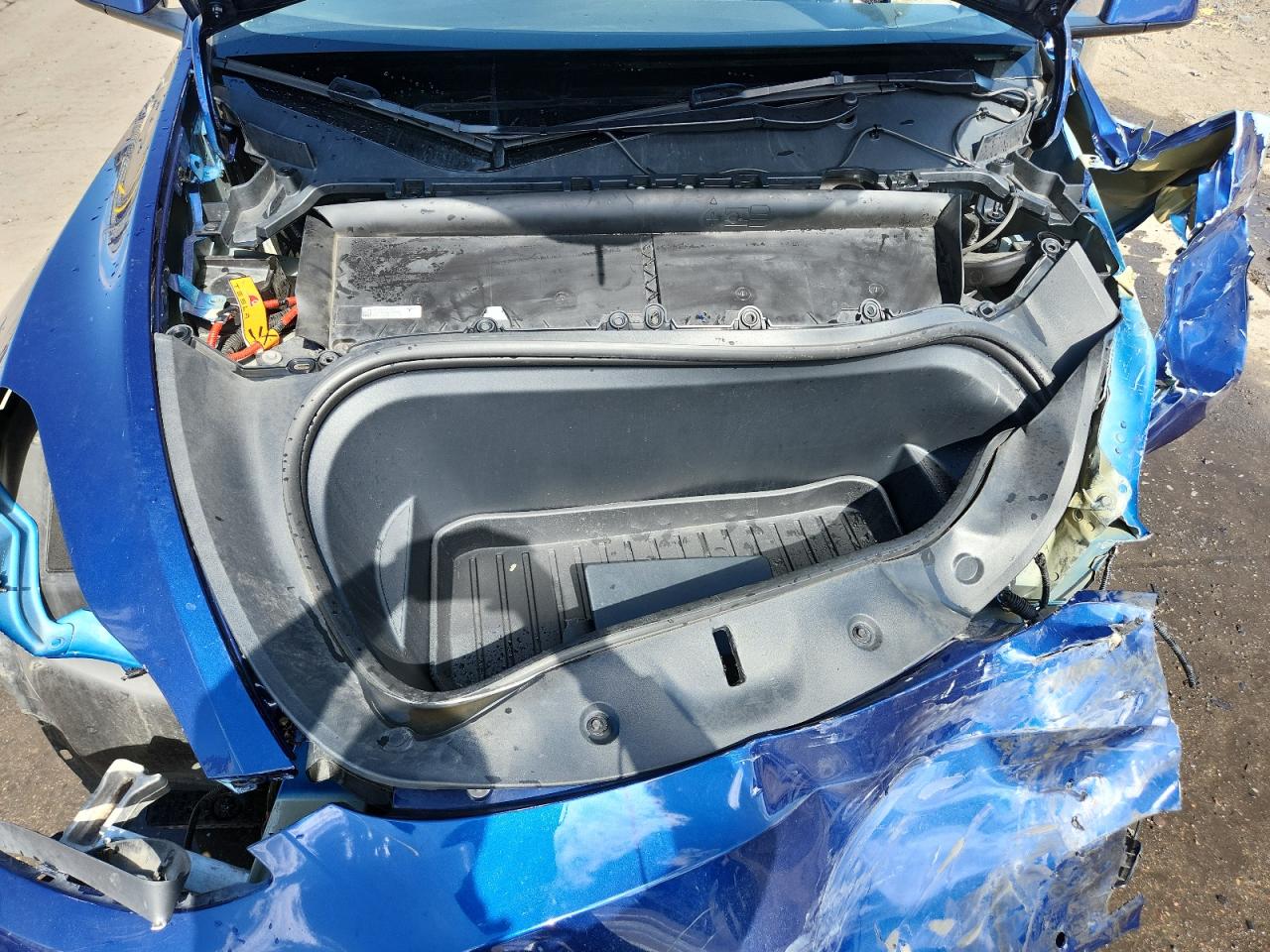 2022 Tesla Model Y VIN: 7SAYGDEE2NF371277 Lot: 84753785