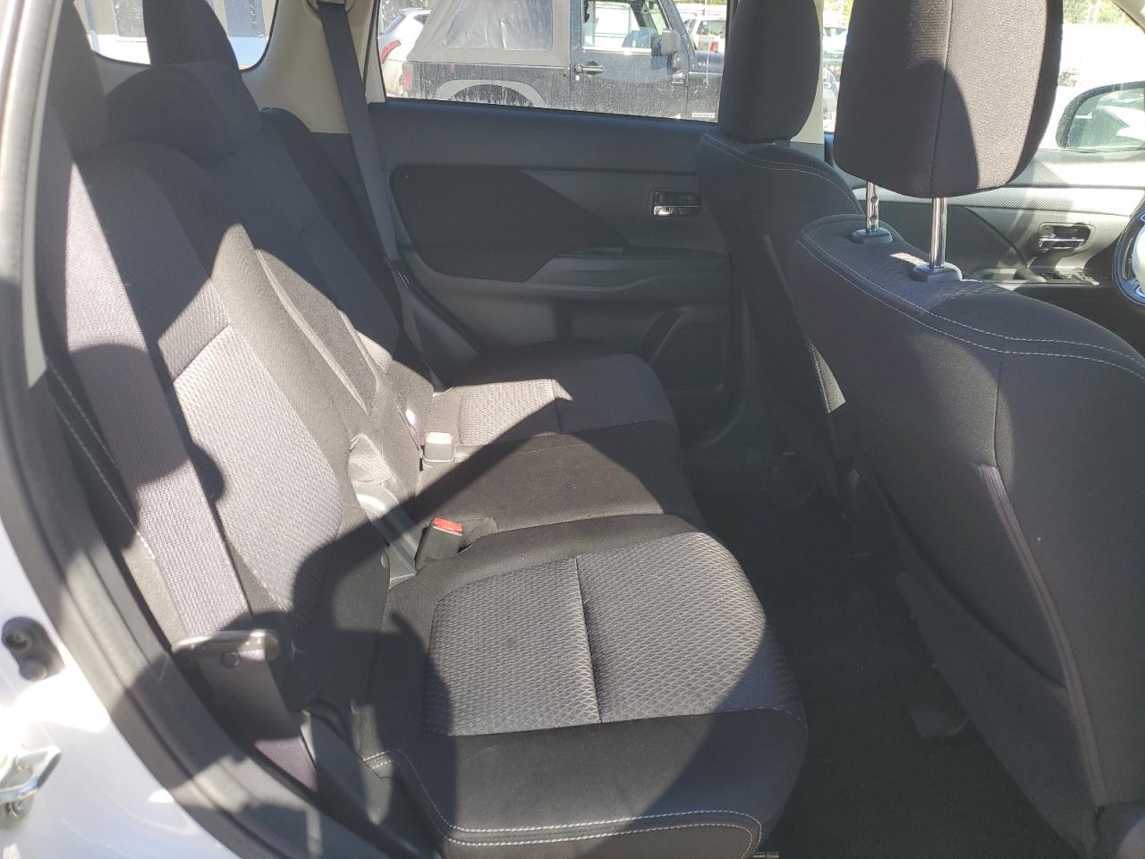 2017 Mitsubishi Outlander Es VIN: JA4AZ2A35HZ036153 Lot: 85864605