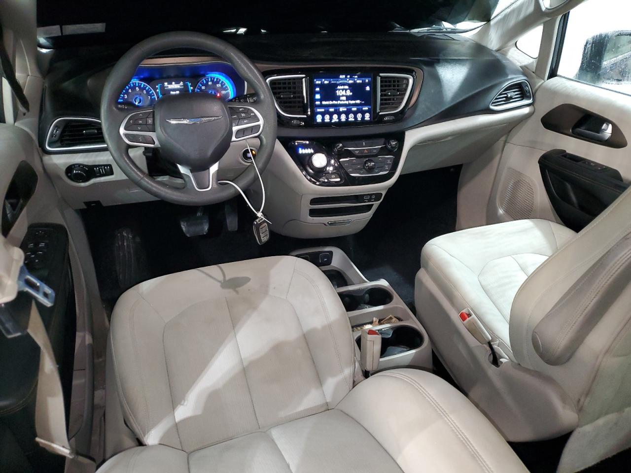 2017 Chrysler Pacifica Touring VIN: 2C4RC1DG9HR520615 Lot: 89840755