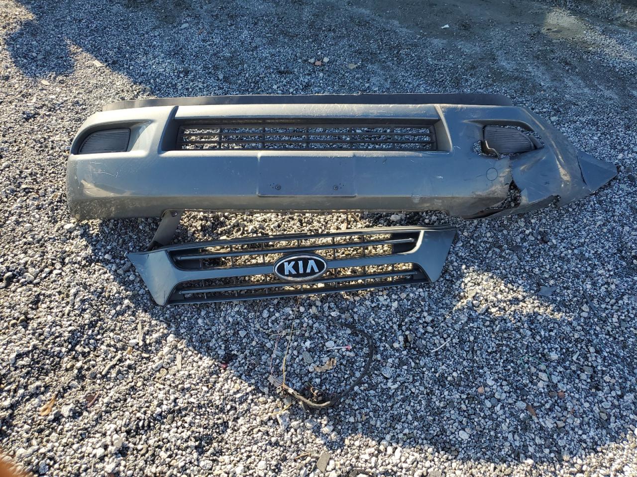 2008 Kia Sedona Ex VIN: KNDMB233086226433 Lot: 90694075