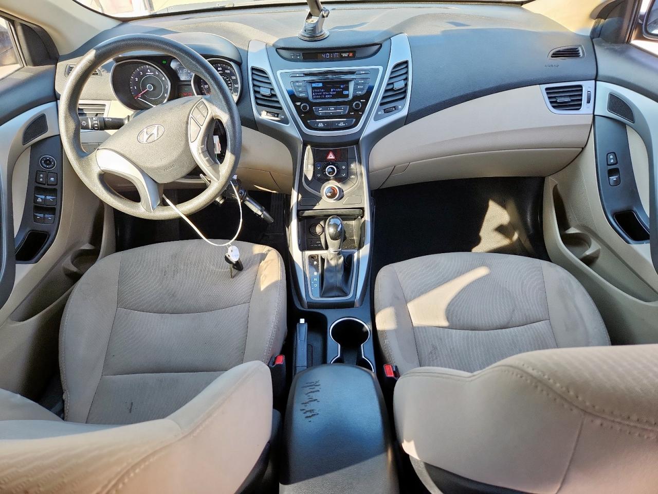 2016 Hyundai Elantra Se VIN: 5NPDH4AE5GH714358 Lot: 84999155