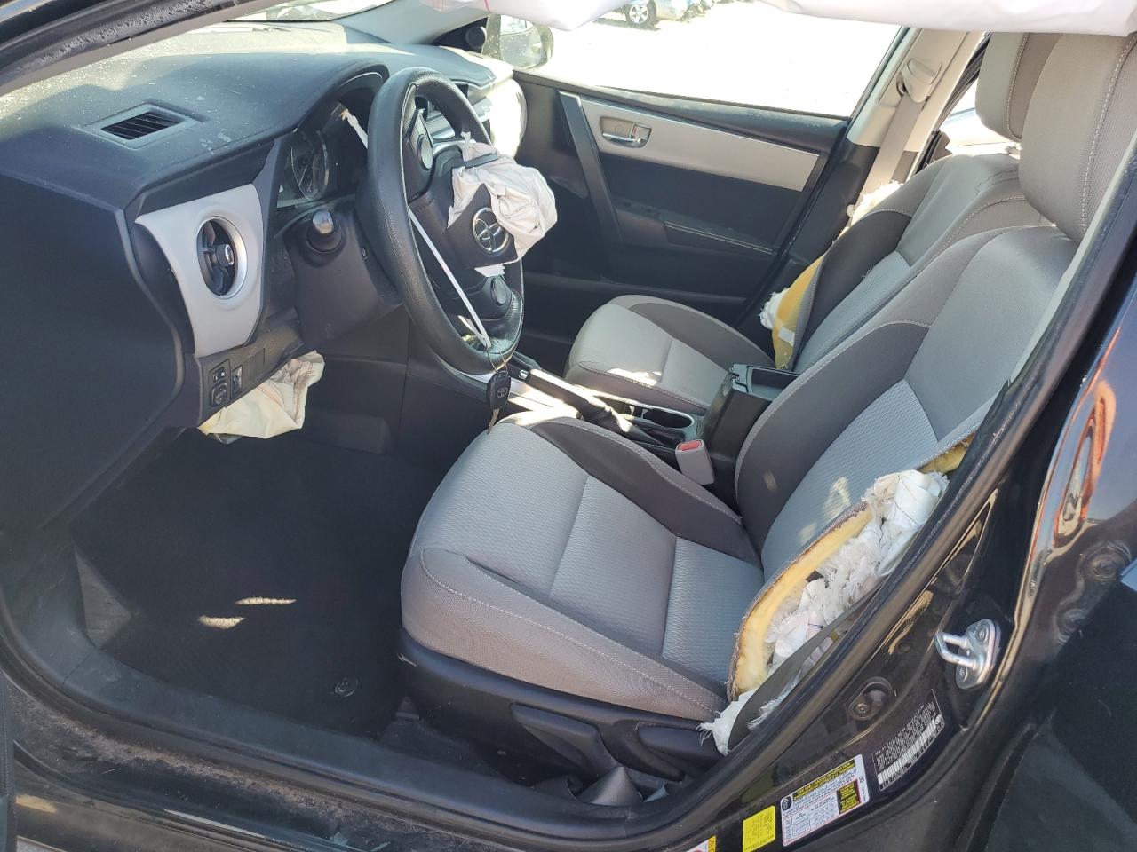 2017 Toyota Corolla L VIN: 5YFBURHE0HP733054 Lot: 86536965