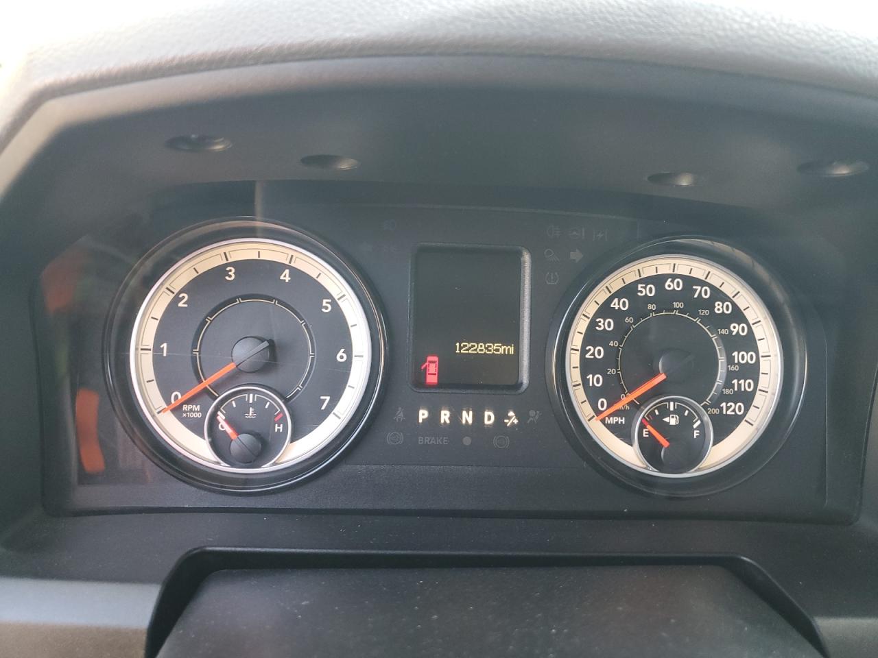 2019 Ram 1500 Classic Tradesman VIN: 3C6JR6AG5KG508513 Lot: 84936965