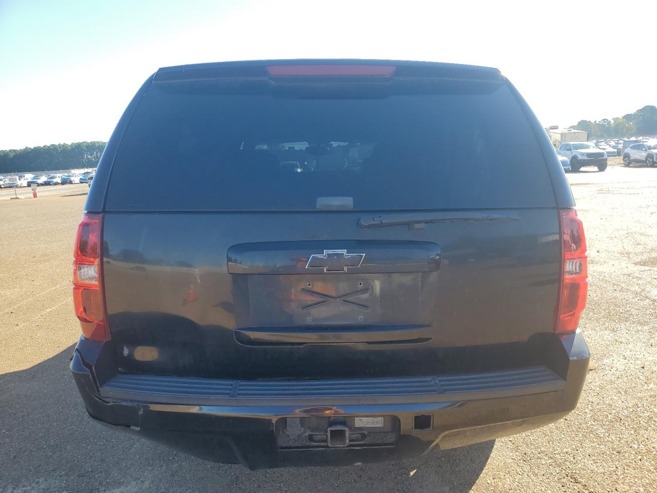 2010 Chevrolet Suburban C1500 Ls VIN: 1GNUCHE05AR199633 Lot: 82591025