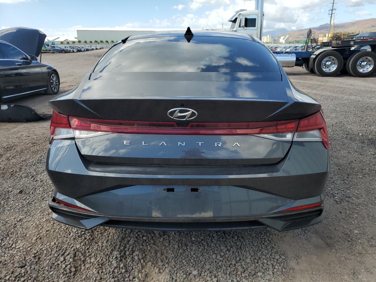 2022 Hyundai Elantra Sel VIN: 5NPLN4AG2NH057389 Lot: 85427375