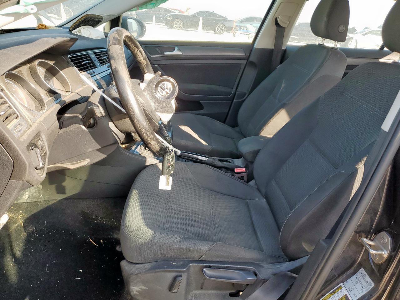 2018 Volkswagen Golf S VIN: 3VWG17AU7JM261692 Lot: 86057575