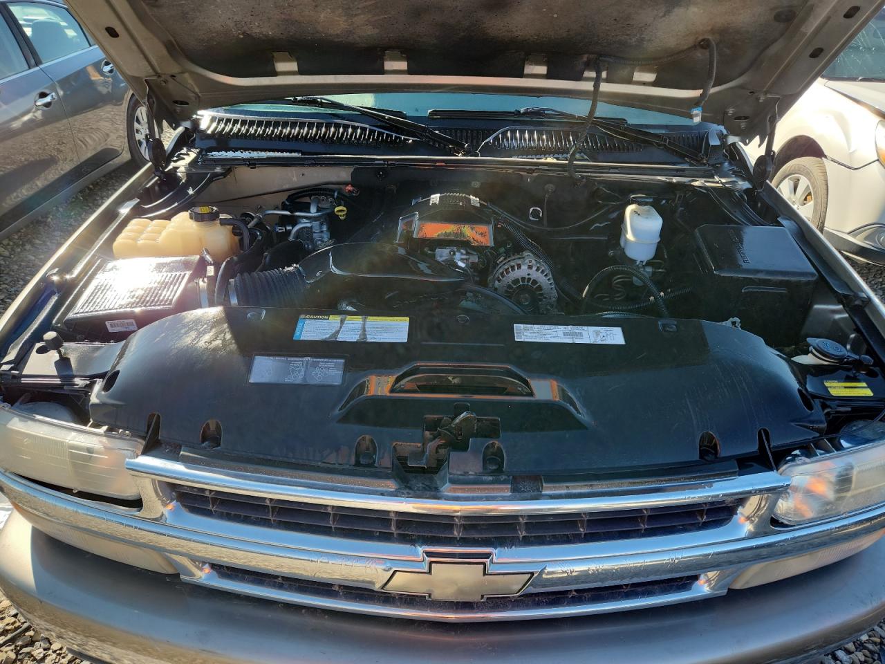 2000 Chevrolet Tahoe K1500 VIN: 1GNEK13TXYJ176031 Lot: 84451625