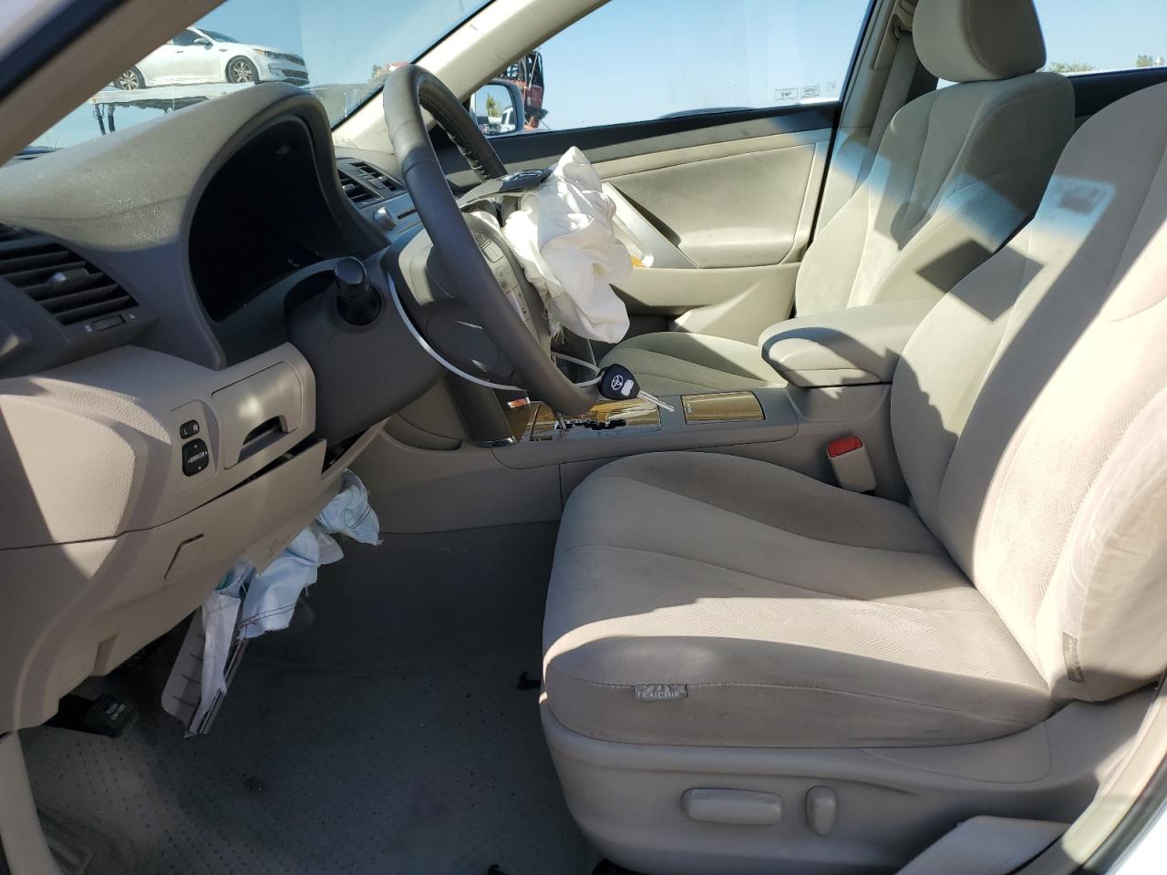 2007 Toyota Camry Ce VIN: 4T1BE46K67U630923 Lot: 82008635