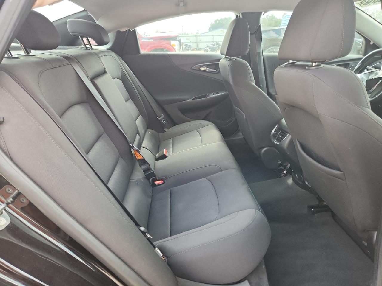 2018 Chevrolet Malibu Lt VIN: 1G1ZD5ST0JF156210 Lot: 82240045