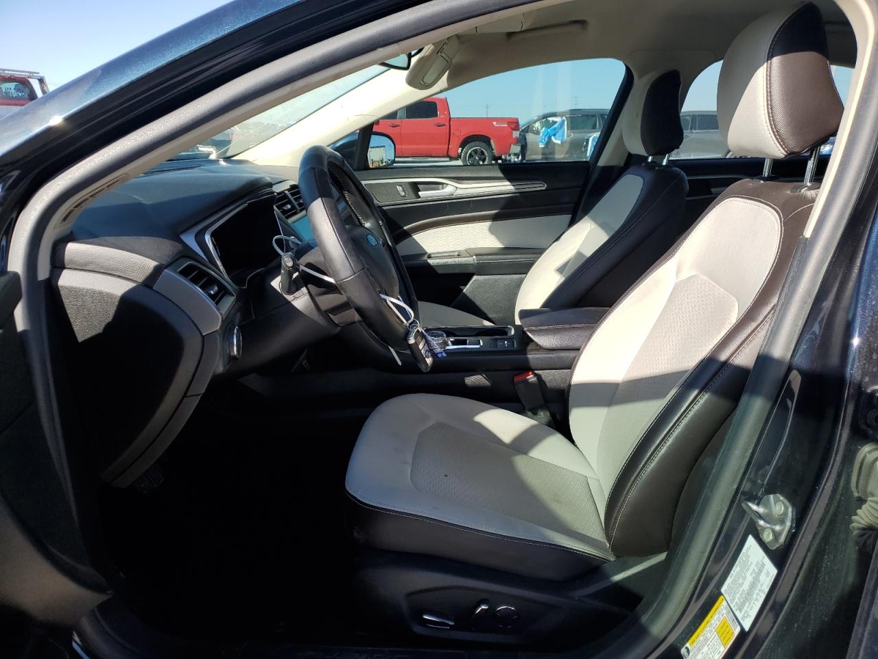 2020 Ford Fusion Se VIN: 3FA6P0HD1LR261287 Lot: 87258405