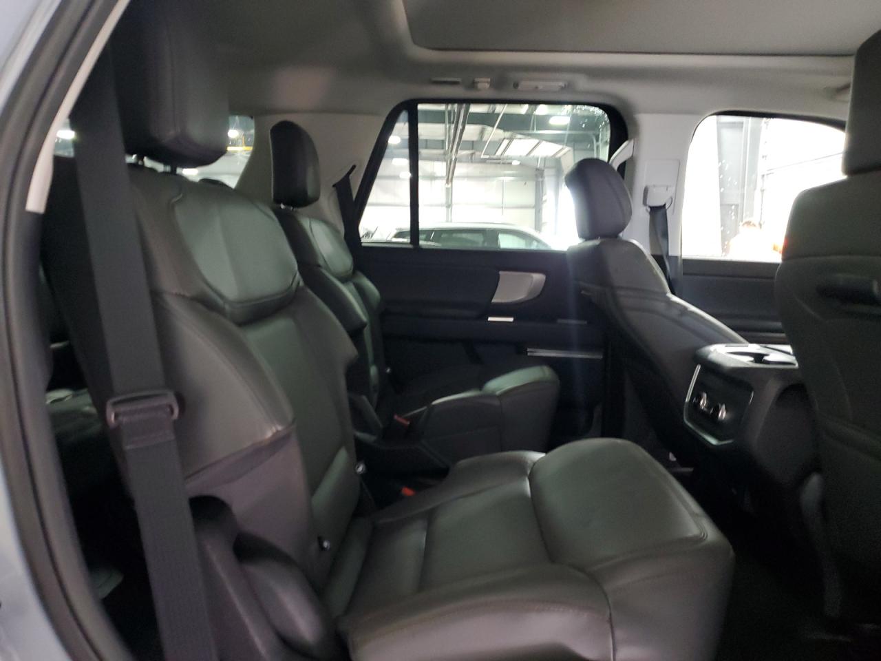 2025 Ford Expedition Active VIN: 1FMJU1J81SEA43086 Lot: 84986615