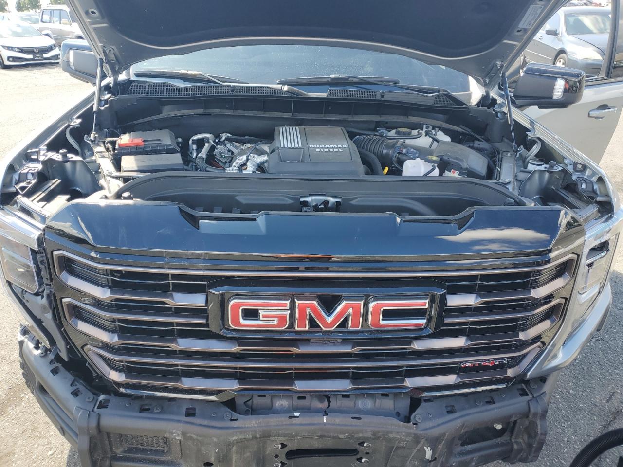 2025 GMC Sierra K1500 At4X VIN: 3GTUUFE82SG338439 Lot: 81958145