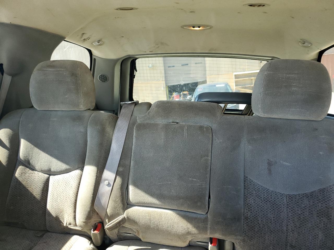 2003 Chevrolet Tahoe C1500 VIN: 1GNEC13Z53J266116 Lot: 82589095