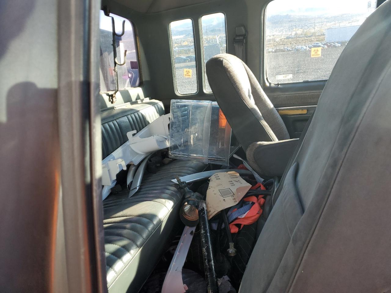 1990 Ford F250 VIN: 1FTHX26G3LKA08116 Lot: 90523745