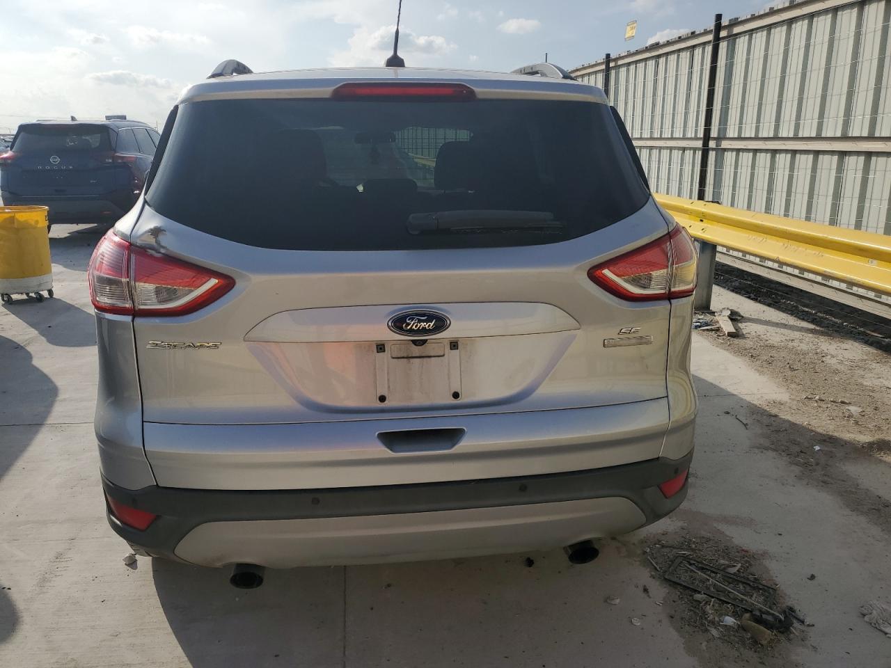 2016 Ford Escape Se VIN: 1FMCU0GX9GUA83639 Lot: 90018405