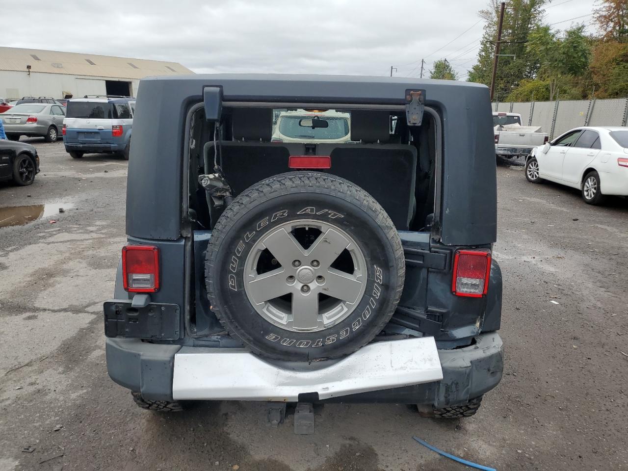 2008 Jeep Wrangler Sahara VIN: 1J8FA54128L521036 Lot: 86328185