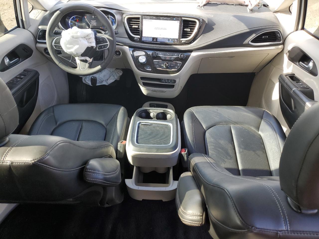 2024 Chrysler Pacifica Hybrid Select VIN: 2C4RC1S71RR156596 Lot: 90086035