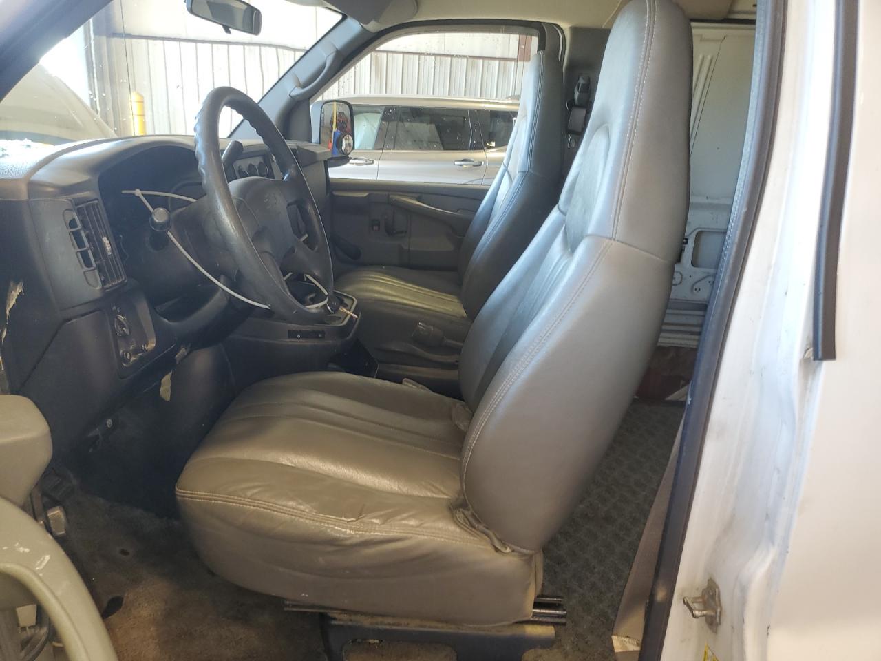 2007 Chevrolet Express G1500 VIN: 1GCFG15X871175876 Lot: 85877205