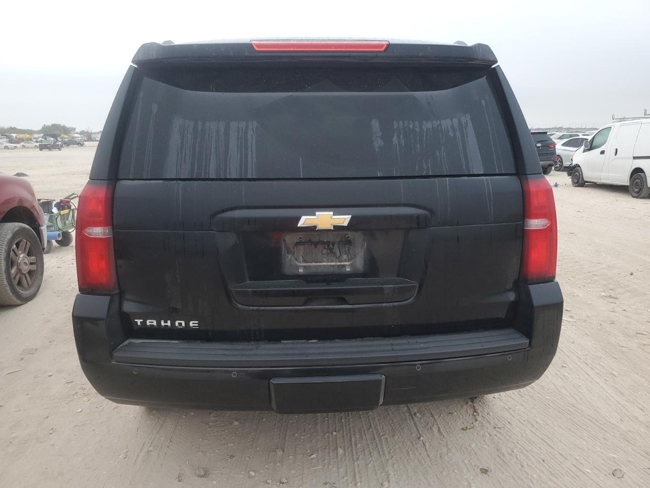 2018 Chevrolet Tahoe C1500 Lt VIN: 1GNSCBKC1JR184534 Lot: 87215635
