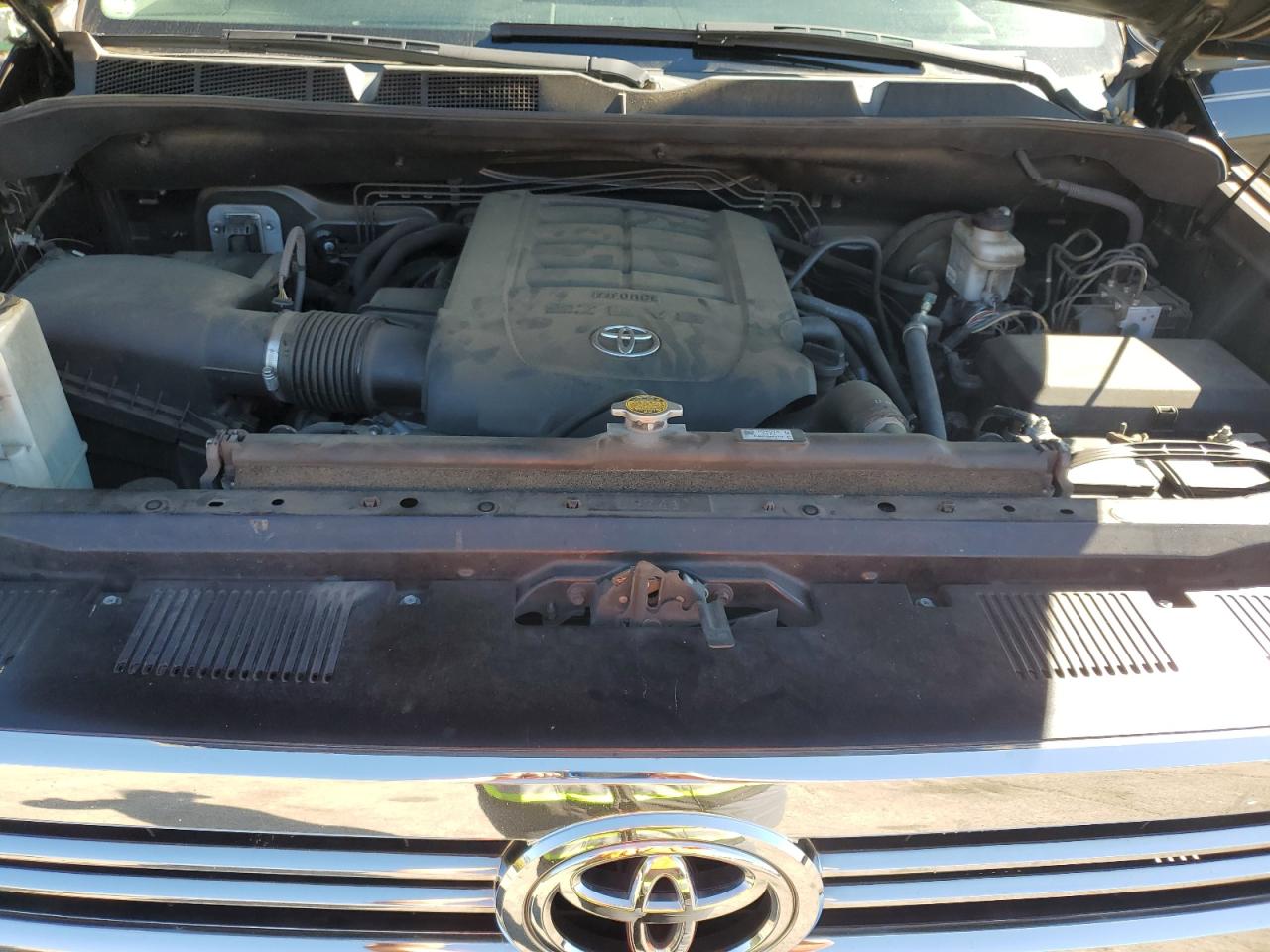 2017 Toyota Tundra Crewmax Sr5 VIN: 5TFEW5F17HX227836 Lot: 85602135