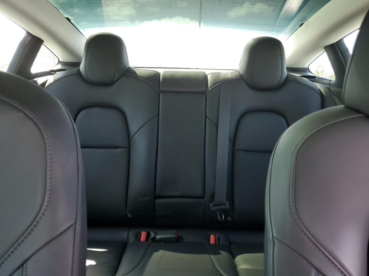 2019 Tesla Model 3 VIN: 5YJ3E1EB6KF199431 Lot: 84626385