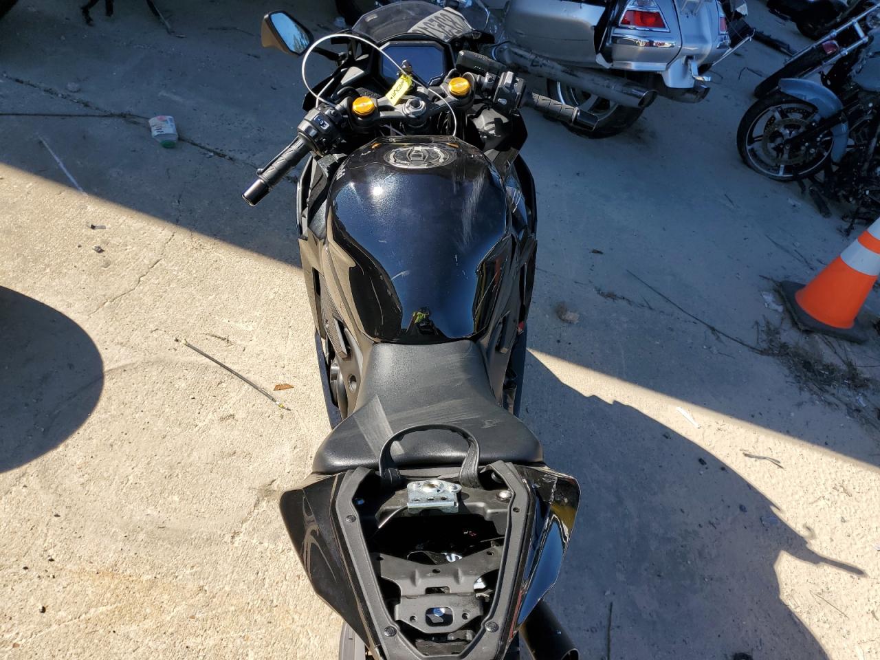 2024 Kawasaki Zx400 P VIN: ML5ZXCP13RDA28283 Lot: 82521895