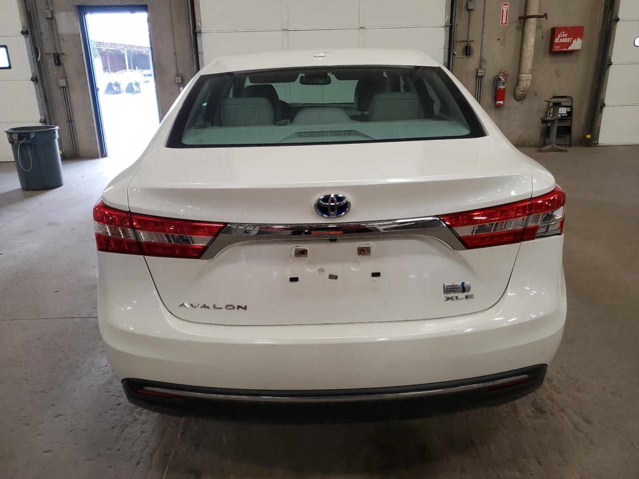 2014 Toyota Avalon Hybrid VIN: 4T1BD1EB9EU027075 Lot: 90353065