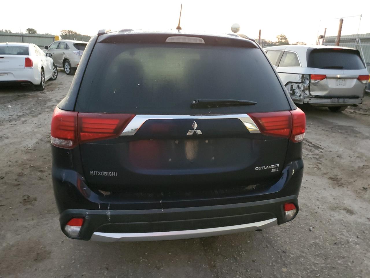 2016 Mitsubishi Outlander Se VIN: JA4AD3A33GZ010508 Lot: 84454705