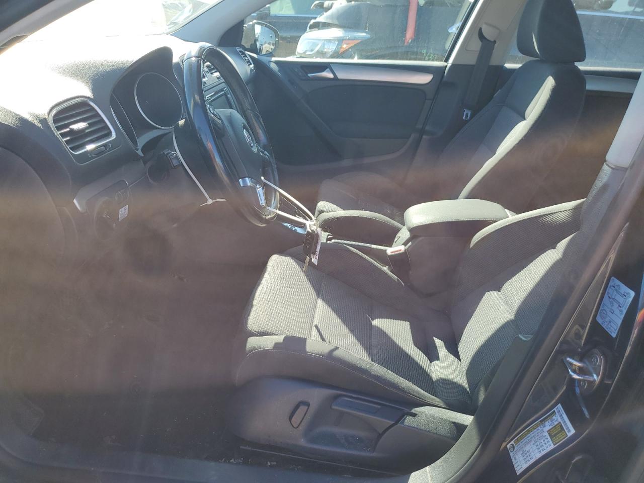 2014 Volkswagen Golf VIN: WVWDM7AJ2EW006473 Lot: 90027125