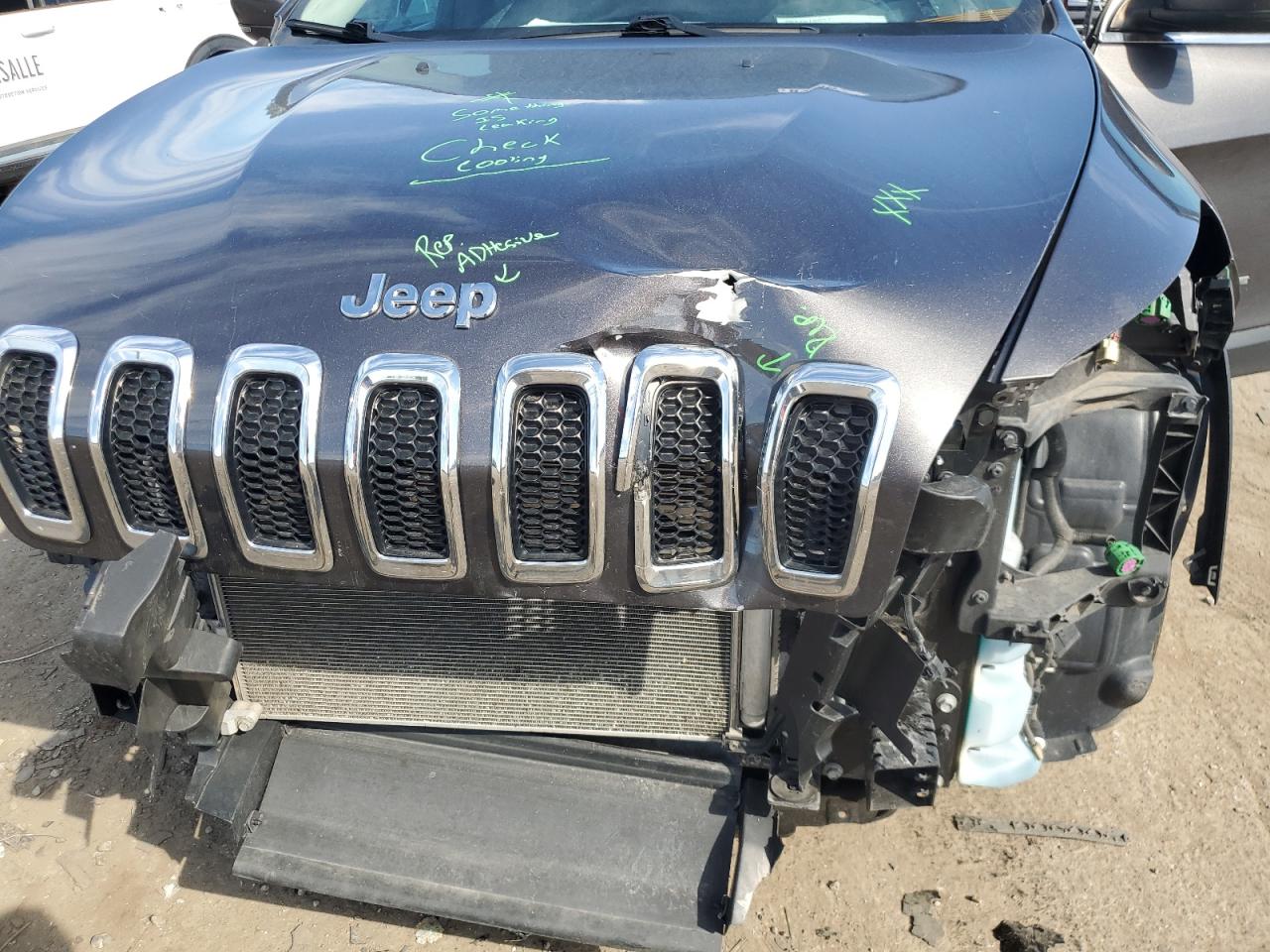 2018 Jeep Cherokee Limited VIN: 1C4PJMDX3JD585869 Lot: 82432625