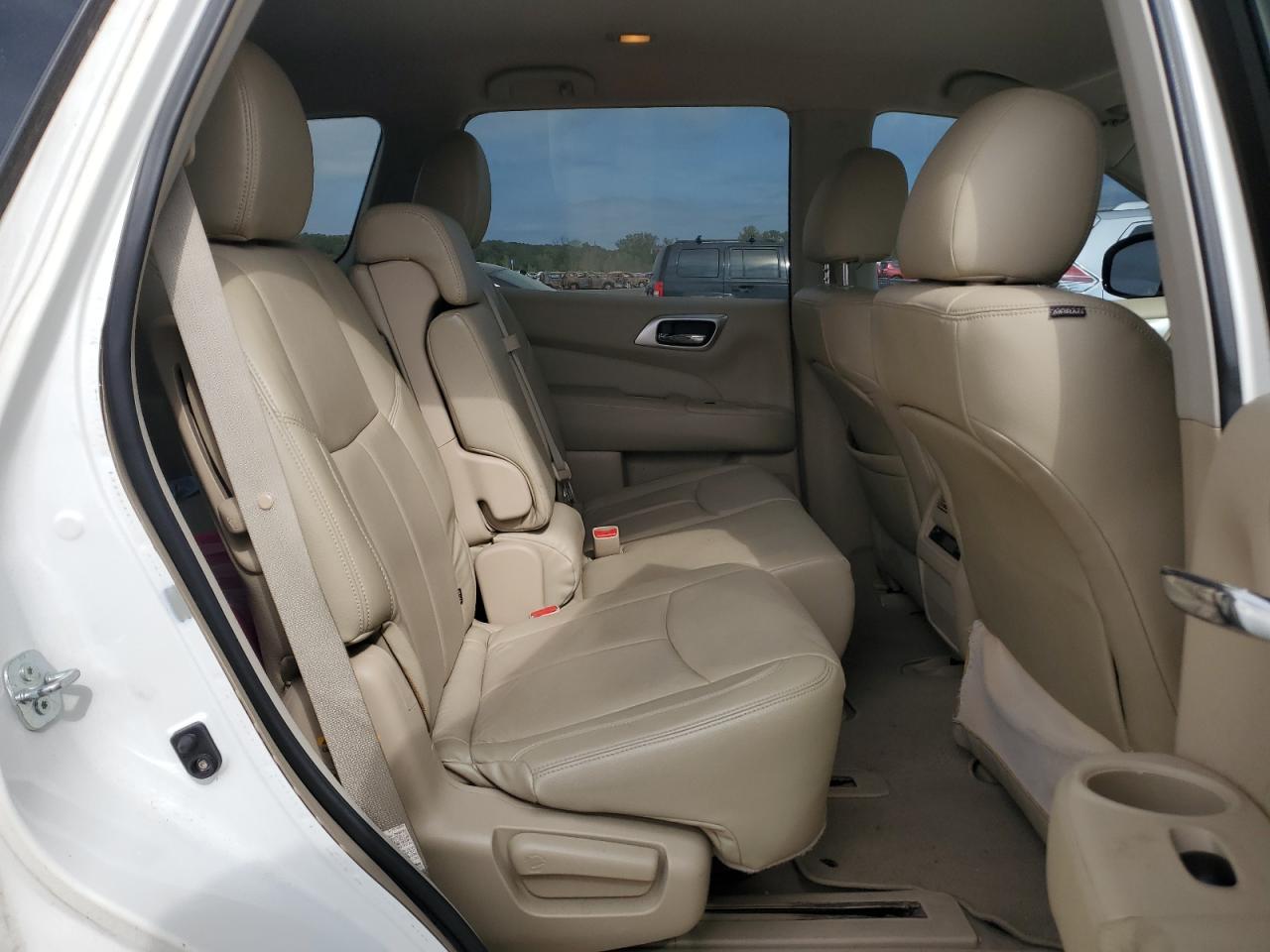 2013 Nissan Pathfinder S VIN: 5N1AR2MN3DC647276 Lot: 82372635