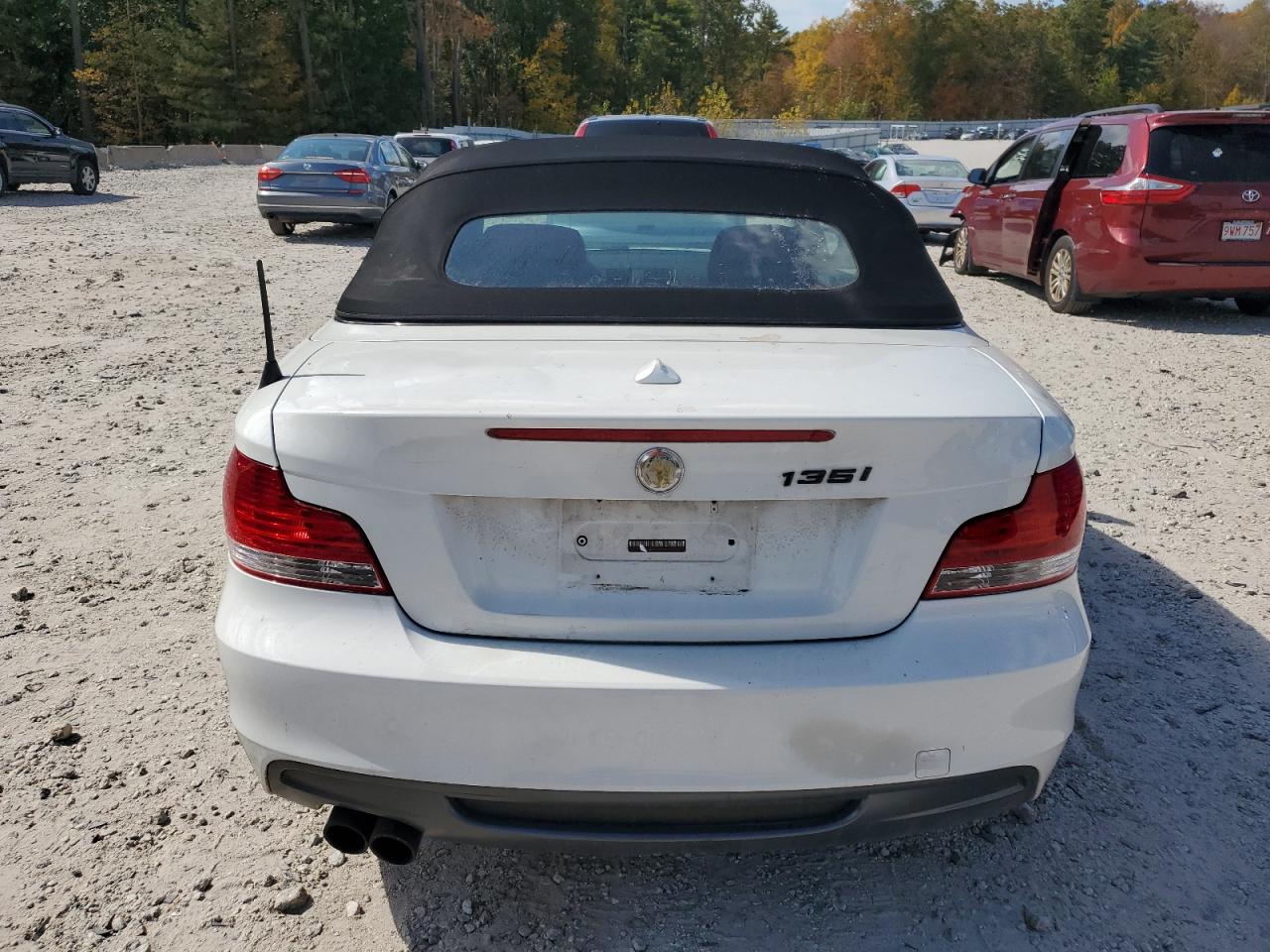 2011 BMW 135 I VIN: WBAUN7C57BVM24071 Lot: 82222235