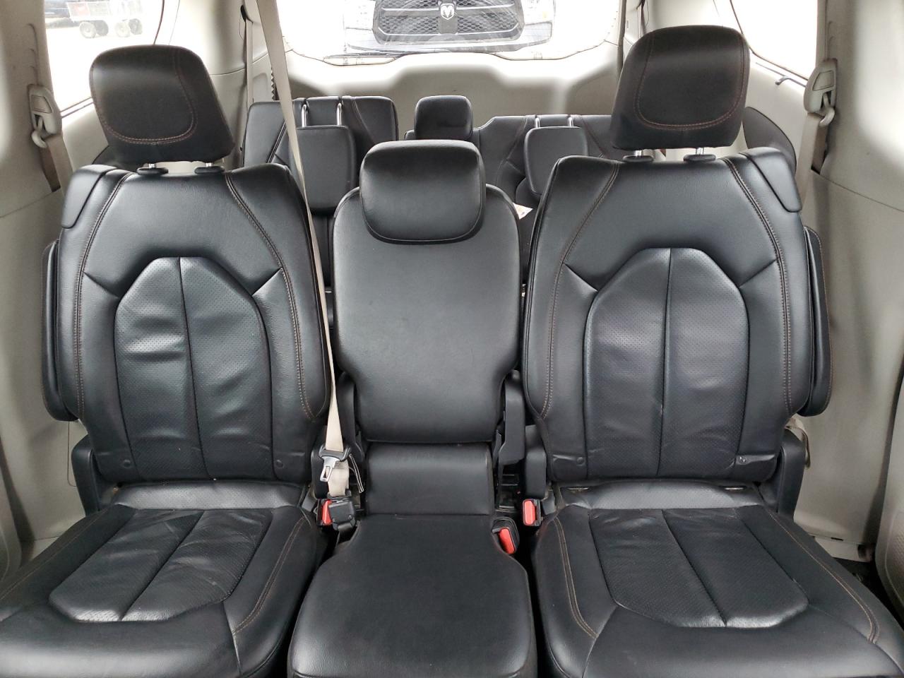 2019 Chrysler Pacifica Touring L VIN: 2C4RC1BG6KR523014 Lot: 82185035