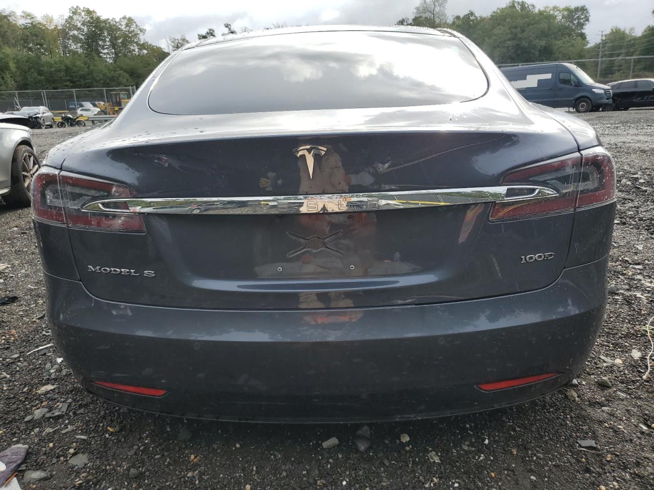 2018 Tesla Model S VIN: 5YJSA1E27JF284834 Lot: 85002635
