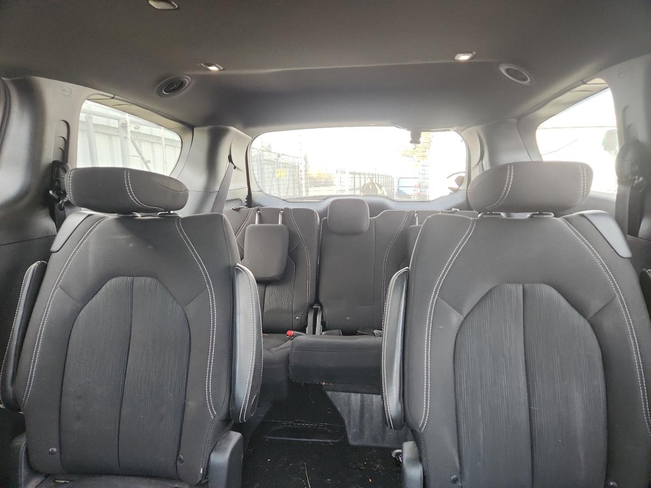 2018 Chrysler Pacifica Touring Plus VIN: 2C4RC1FGXJR332687 Lot: 89817895