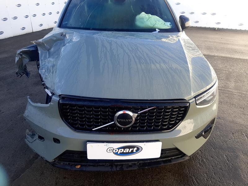 2024 VOLVO XC40 2.0 B4P PLUS DARK 5DR AUTO