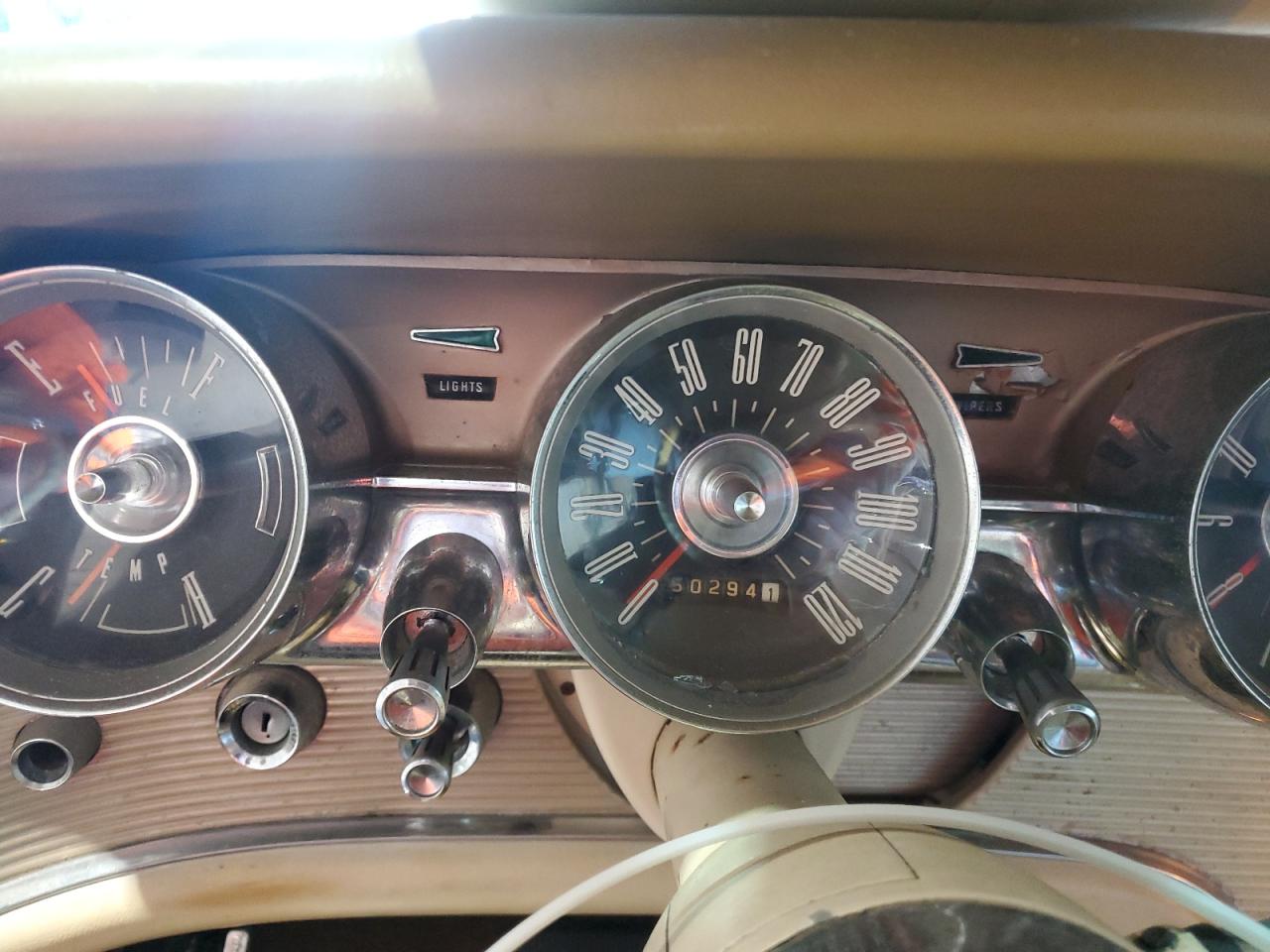 1962 Ford T Bird VIN: 2Y85Z173642 Lot: 85913505